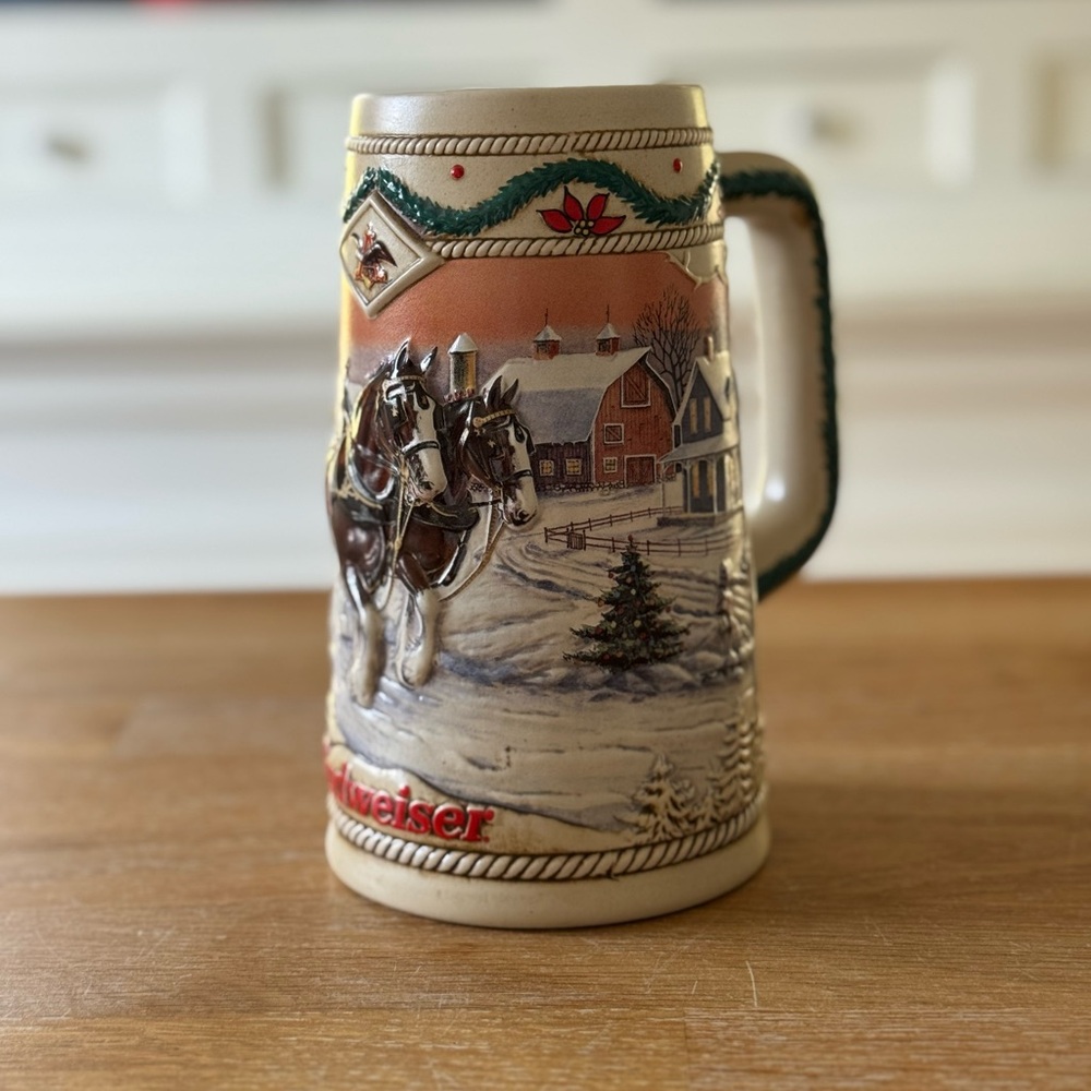 🍺 Budweiser 2020 Holiday Stein with Horses and Snowy Scene